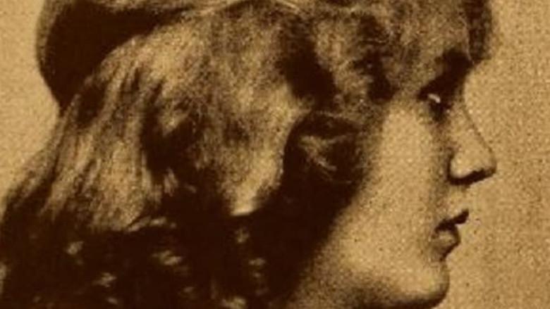 The Gentle Intruder - Fondo