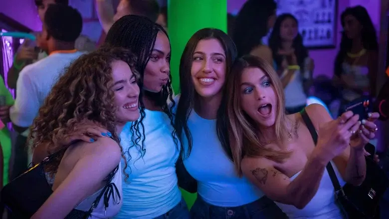 Compañeras de cuarto - Fondo