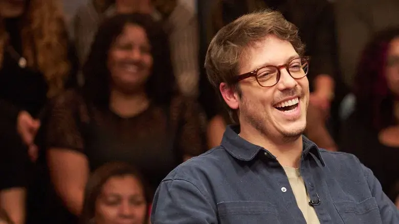 Que História é Essa, Porchat? - Fondo