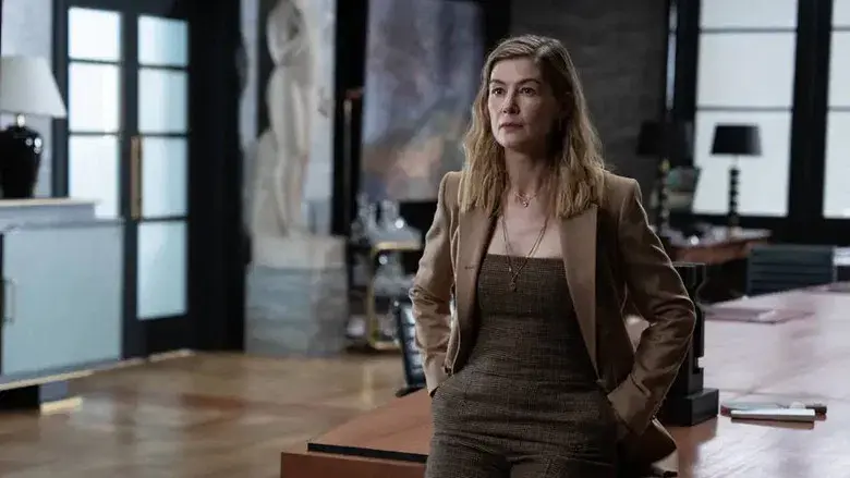 En la zona gris - Fondo