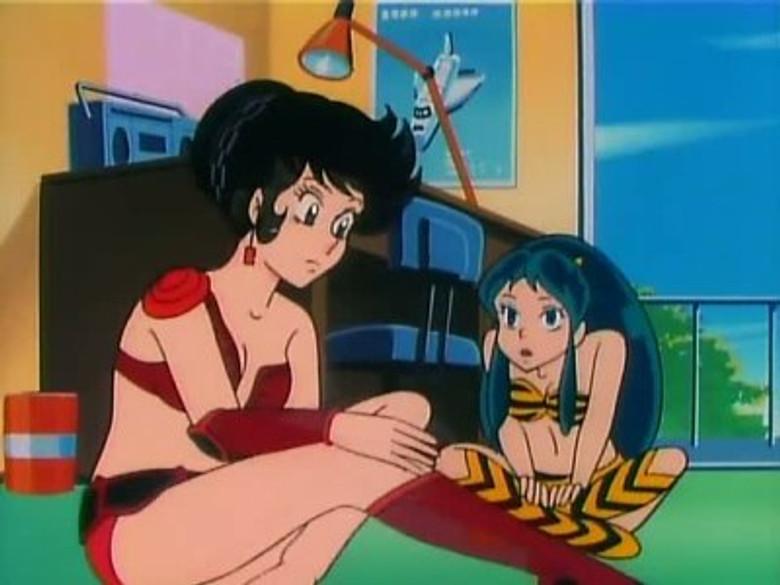 Duelo. Benten contra 3 chicas