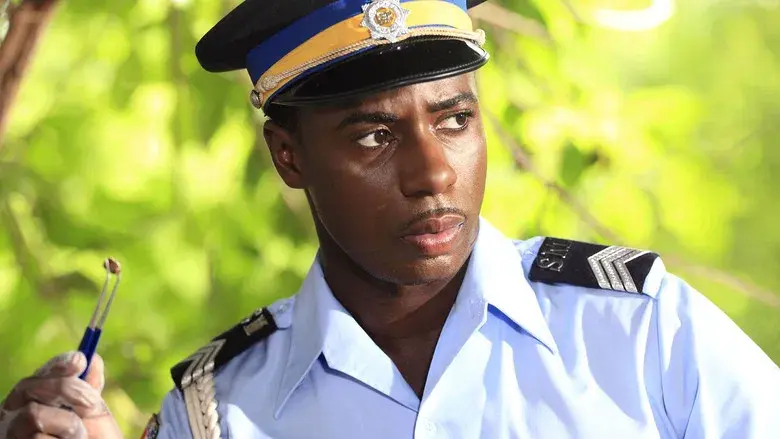 La chica que juega con fuego