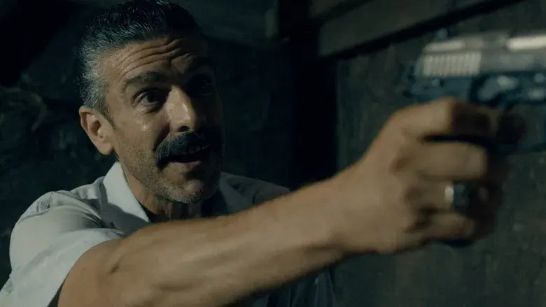 El otro hermano - Fondo