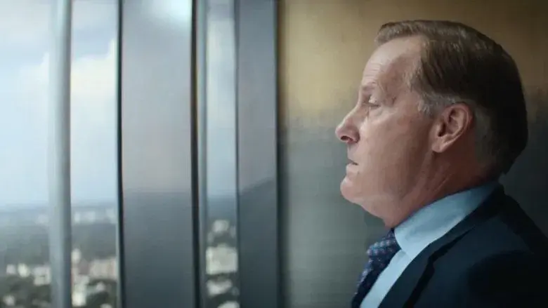 Todo un hombre - Fondo