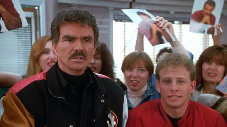 Ella entró por la ventana del cuarto de baño