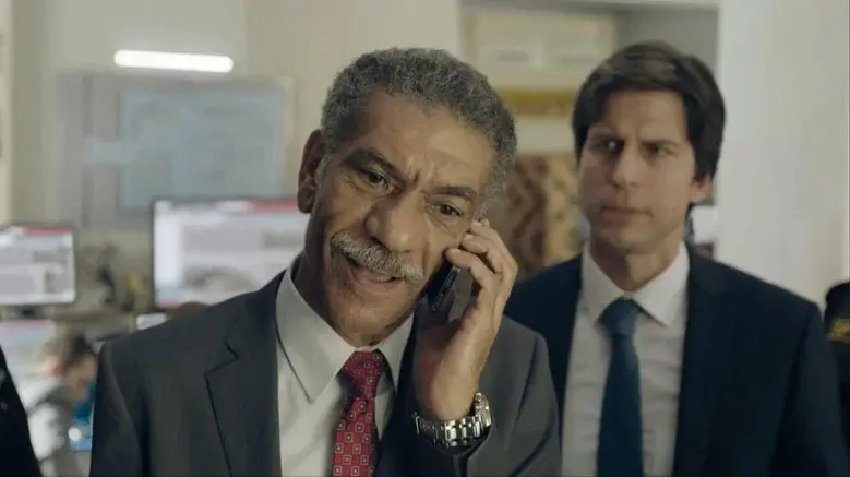 طلق صناعي - Fondo