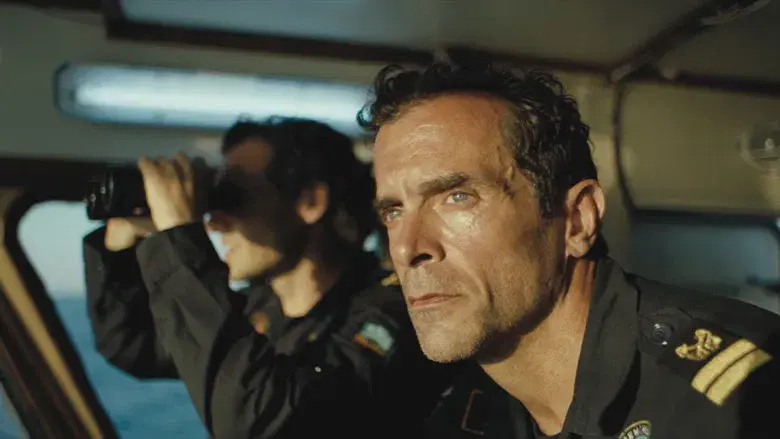 Yo era un extraño - Fondo