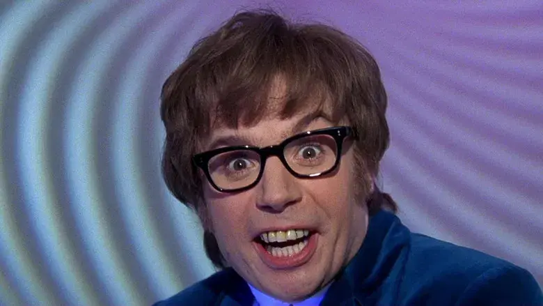 Austin Powers: Misterioso agente internacional - Fondo
