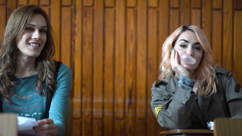 Una desconocida llega a la ciudad