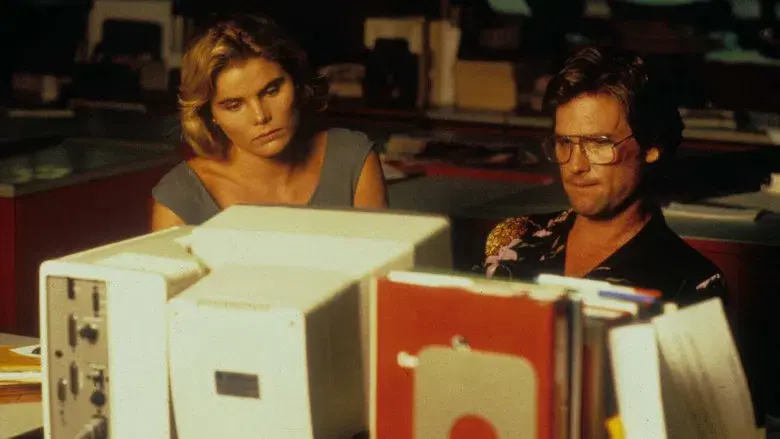 Llamada a un reportero - Fondo