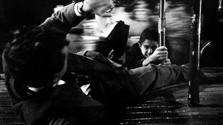 Extraños en un tren - Fondo