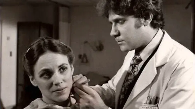 Walking Through the Fire - Fondo