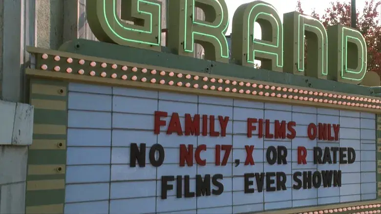 Cecil B. Demente - Fondo