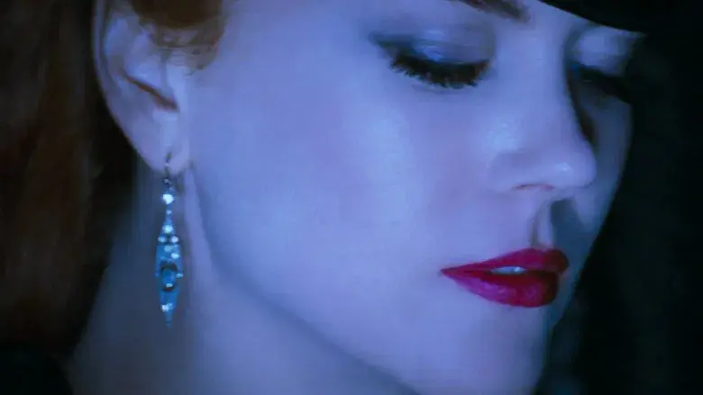 Moulin Rouge - Fondo