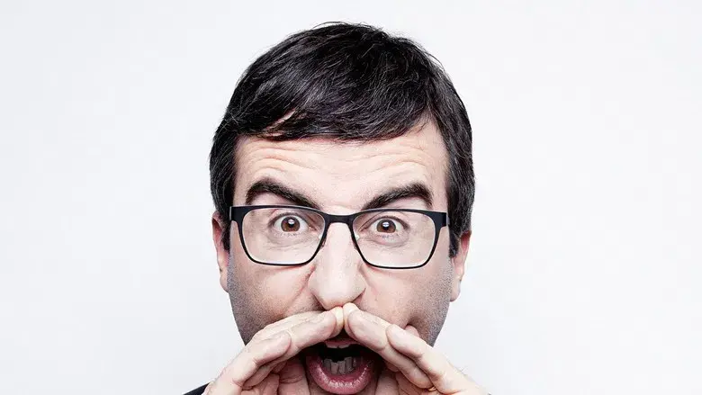 Last Week Tonight with John Oliver - Fondo