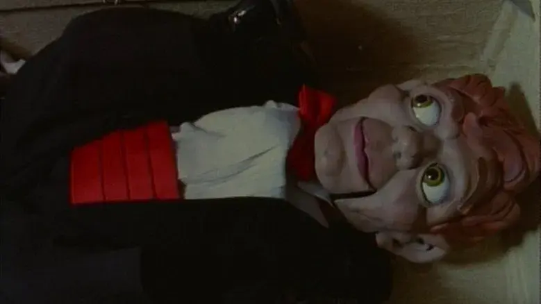 La noche del muñeco viviente II