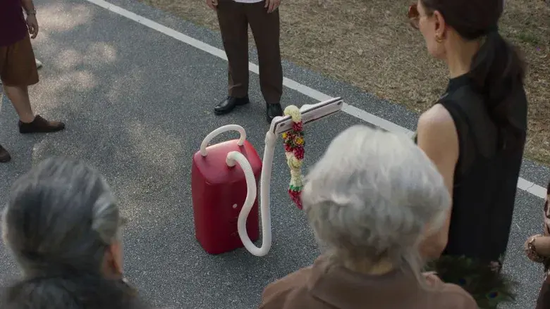 Un fantasma útil - Fondo