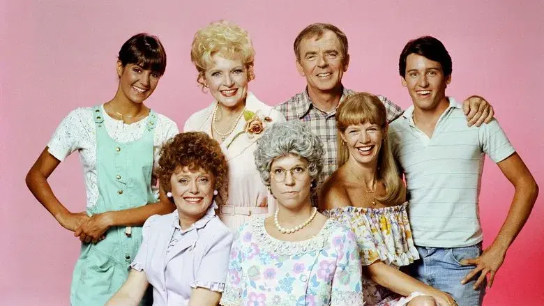 Mama's Family - Fondo