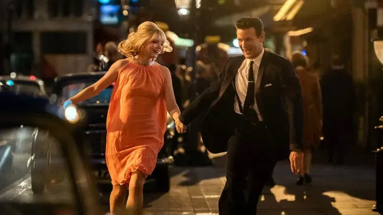 Última noche en el Soho - Fondo