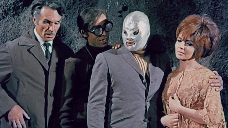 Santo en El tesoro de Drácula - Fondo