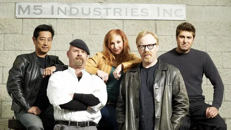 Cazadores de mitos - Fondo