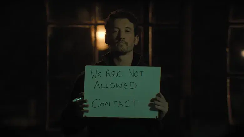 El abismo secreto - Fondo