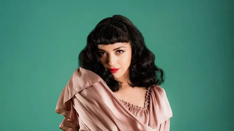 Mon Laferte: Festival de Viña del Mar 2020 - Fondo