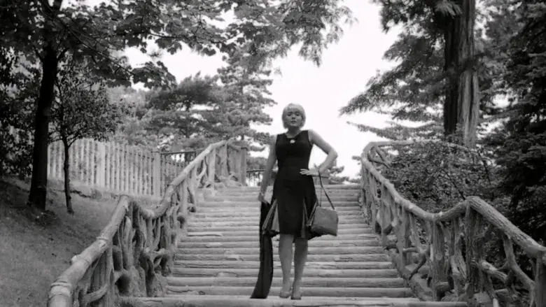 Cleo de 5 a 7 - Fondo