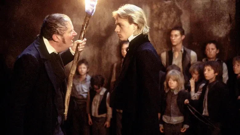 La leyenda de Nicholas Nickleby - Fondo