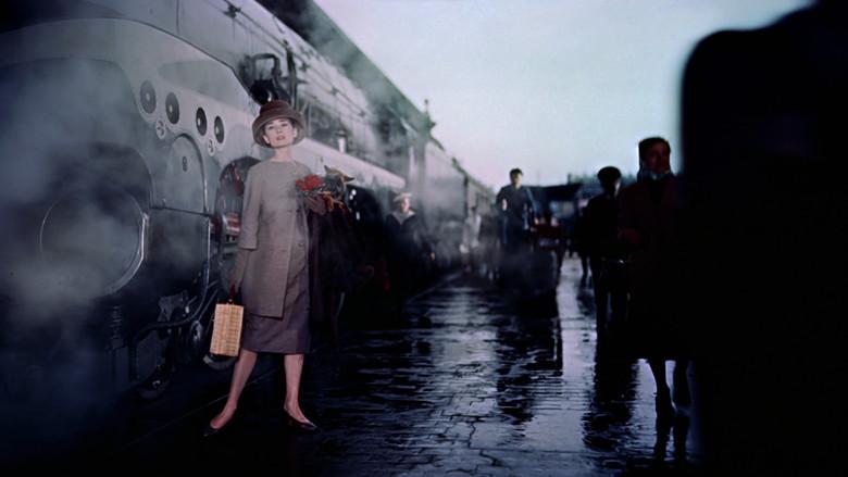 Una cara con ángel - Fondo