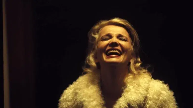 Una mujer bajo la influencia - Fondo