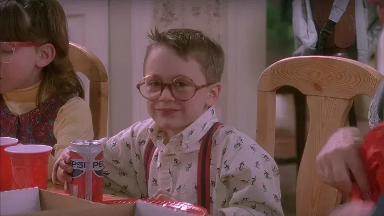 Solo en casa - Fondo