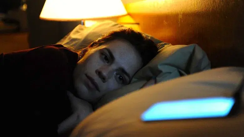 Black Mirror - Fondo