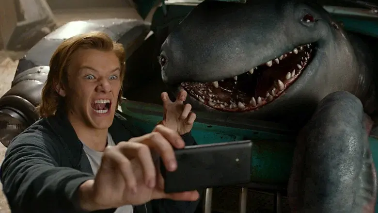 Monster Trucks - Fondo