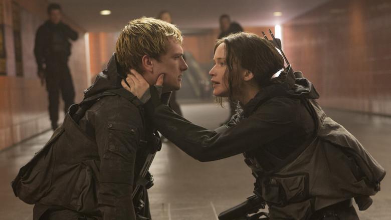 Los Juegos del Hambre: Sinsajo - Parte 2 - Fondo