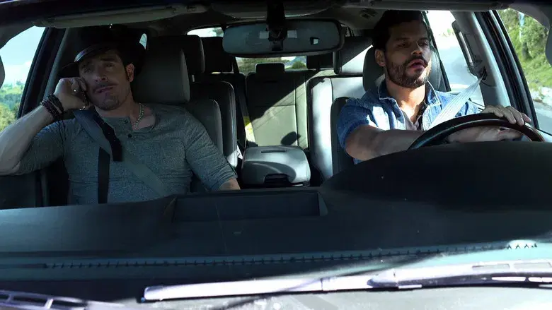 Aurelio y Víctor hacen las paces y terminan la guerra