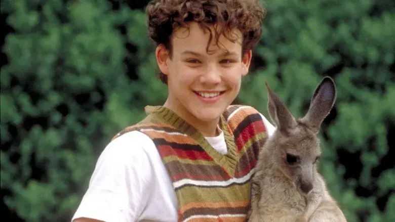 Joey, un canguro en la ciudad - Fondo