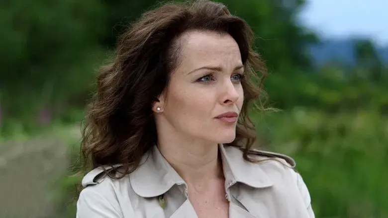 Mentiras en la red - Fondo