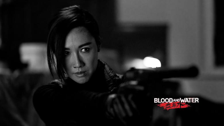 Blood and Water - Fondo