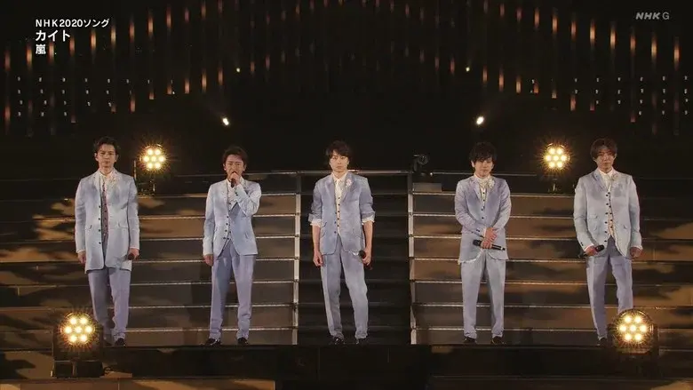 NHK紅白歌合戦 - Fondo