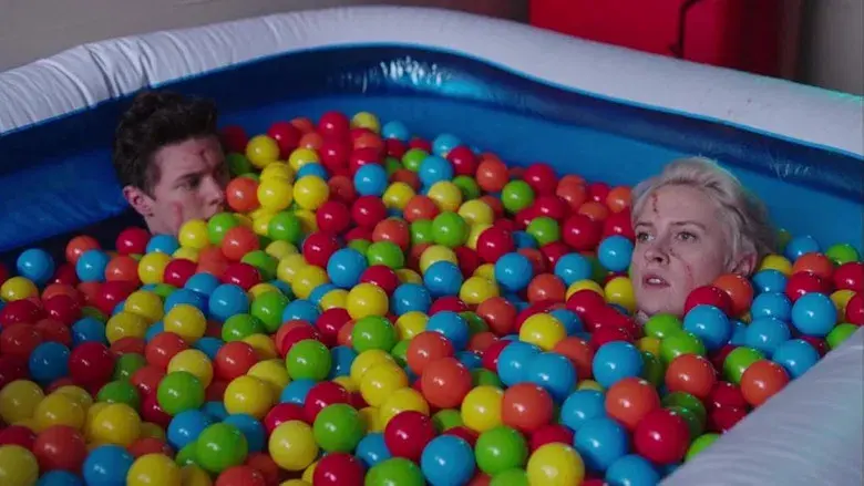 Ana y el apocalipsis - Fondo