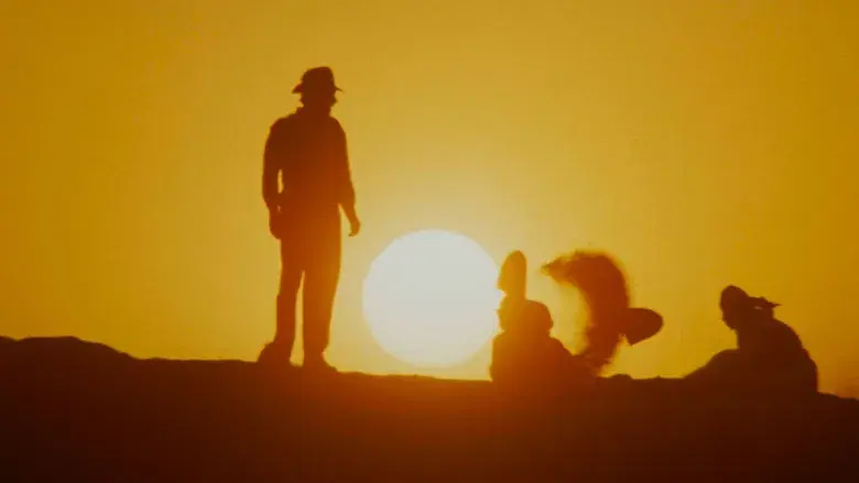 En busca del arca perdida - Fondo