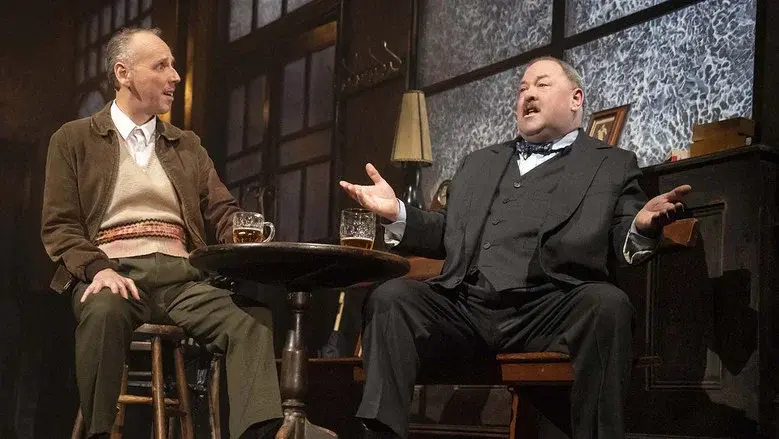 National Theatre Live: Hangmen - Fondo