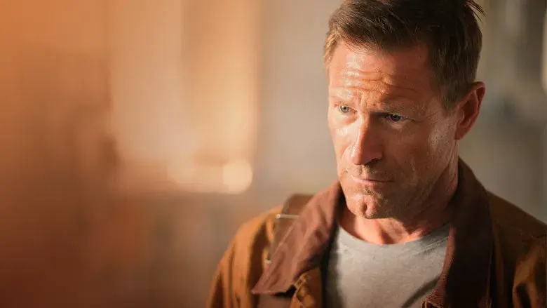 Agente X: Última misión - Fondo