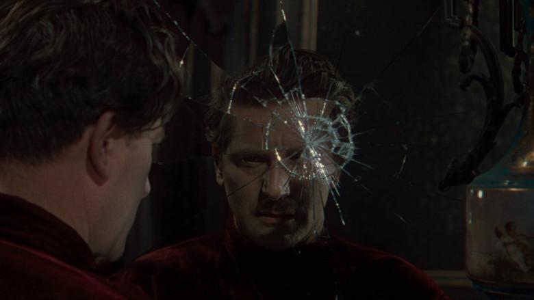 Las zapatillas rojas - Fondo