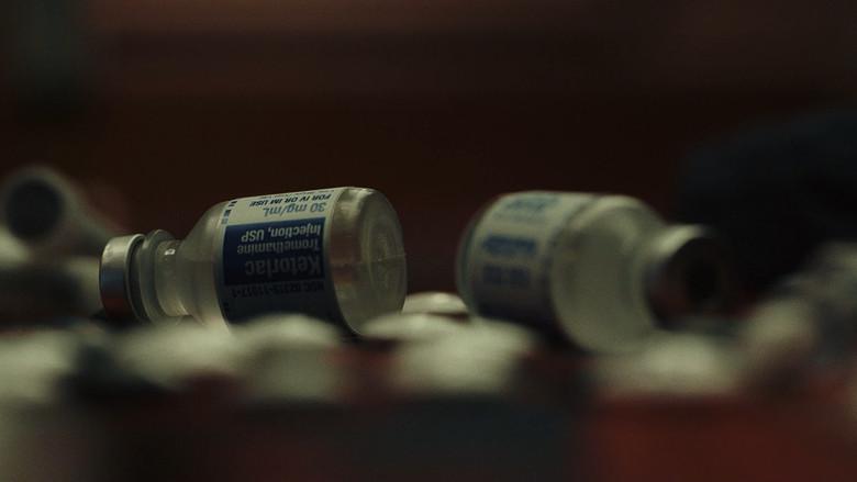 Puñales por la espalda - Fondo