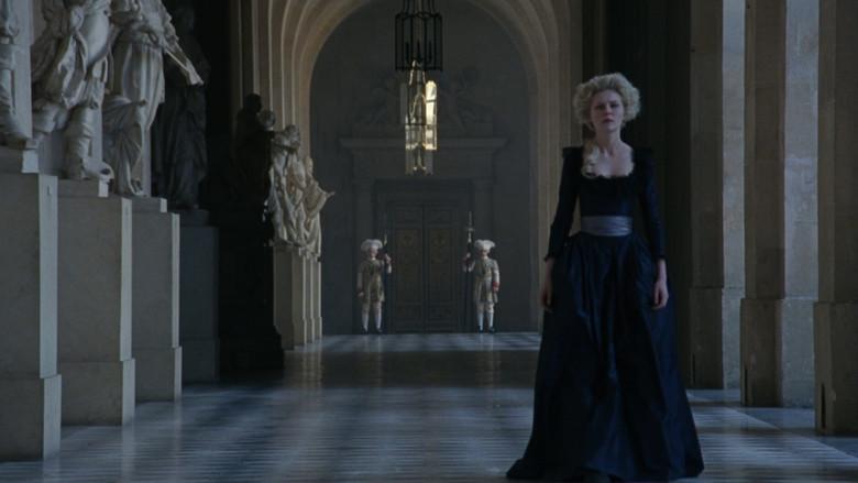 María Antonieta - Fondo