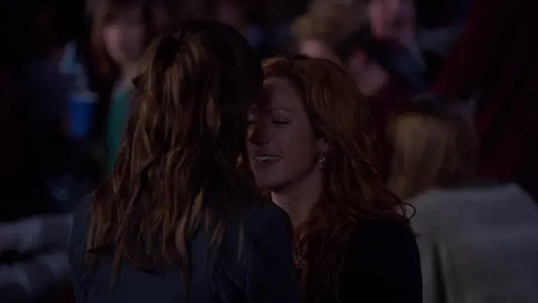 Dando la nota - Fondo