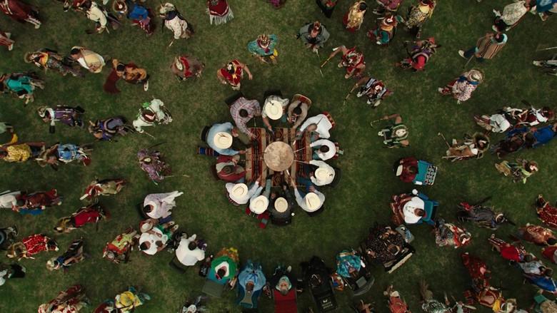 Los asesinos de la luna - Fondo