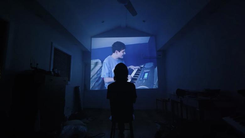 Bo Burnham: Inside - Fondo